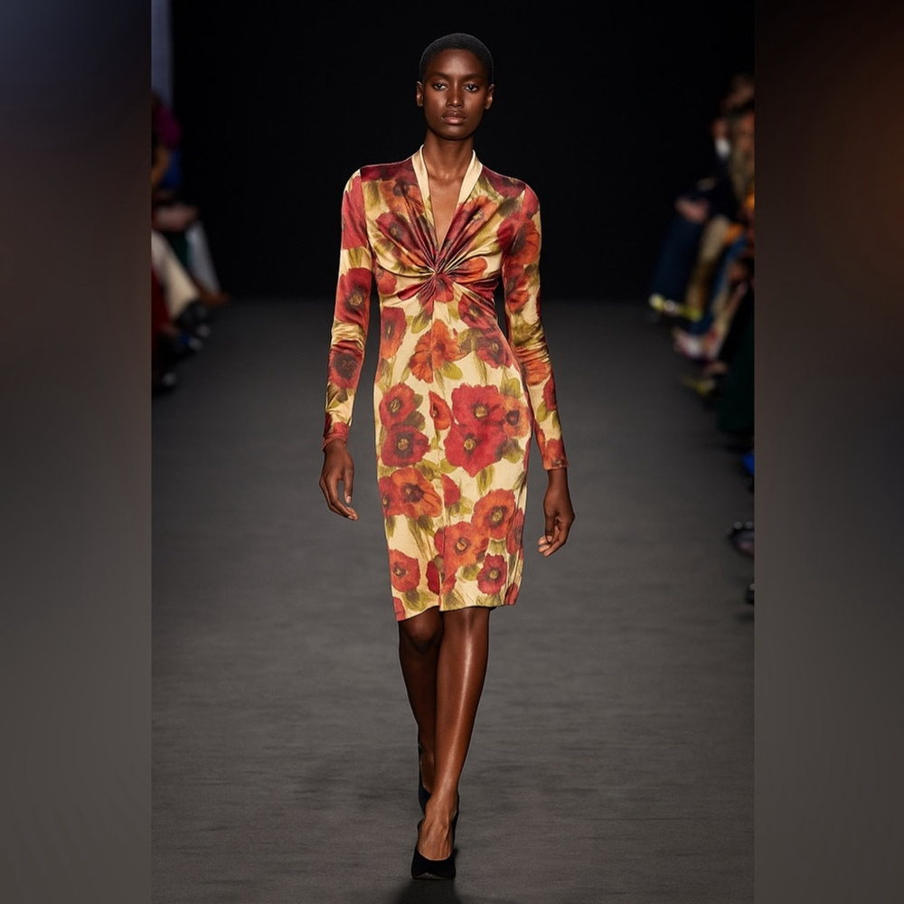 Magaschoni Collection 100% Silk Dress Floral Long Sleeve
